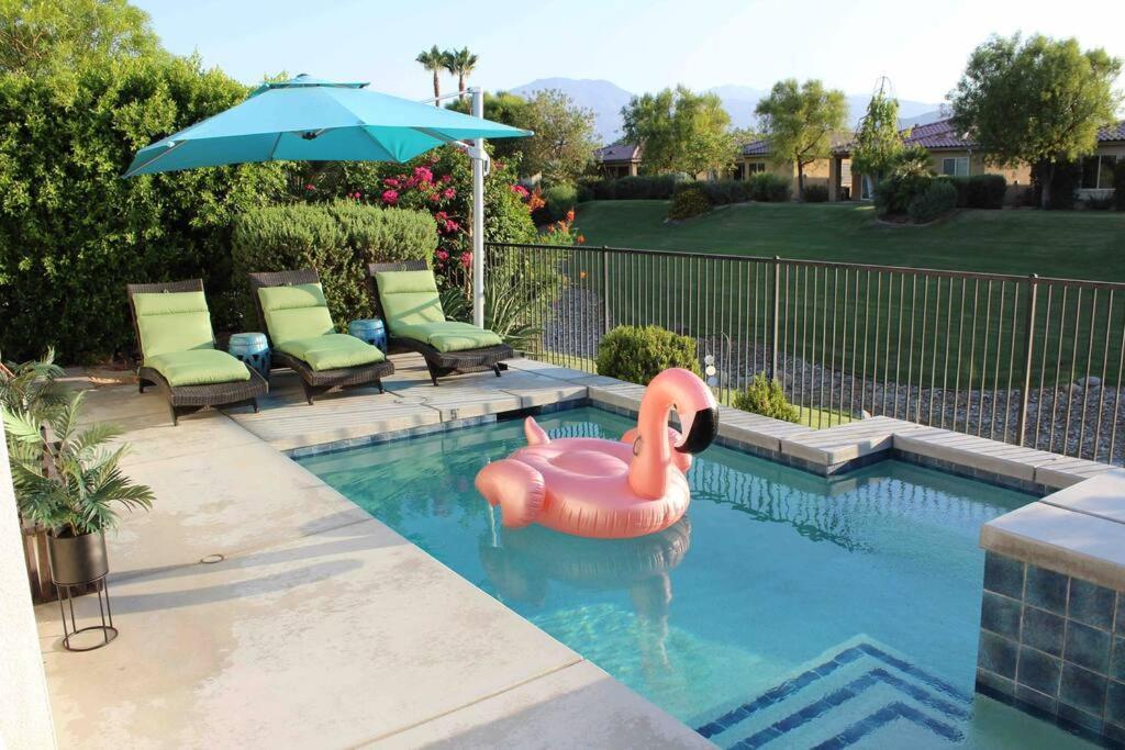 Entire Bungalow W/ Private Pool Near Palm Springs! Indio Dış mekan fotoğraf