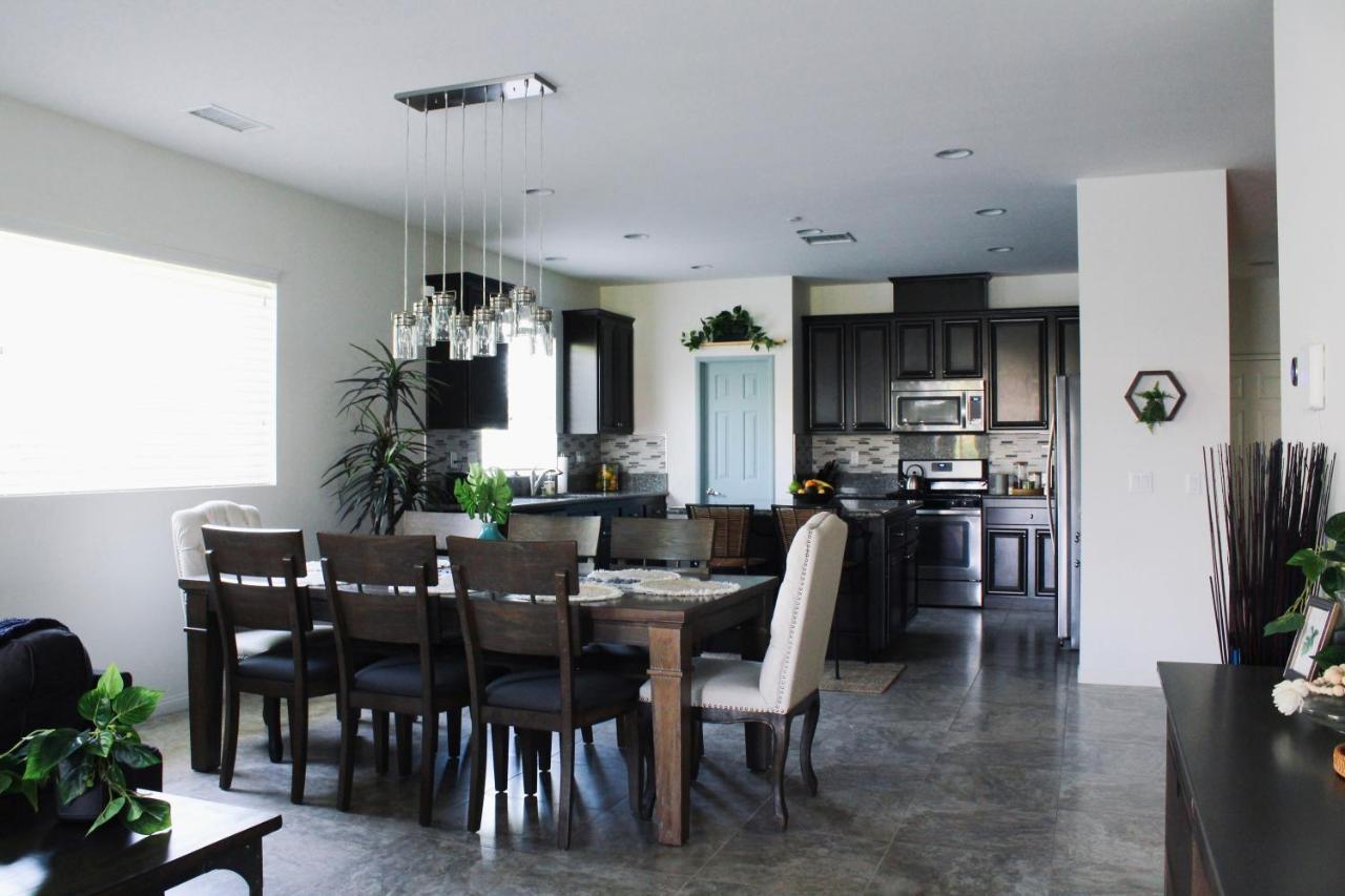 Entire Bungalow W/ Private Pool Near Palm Springs! Indio Dış mekan fotoğraf