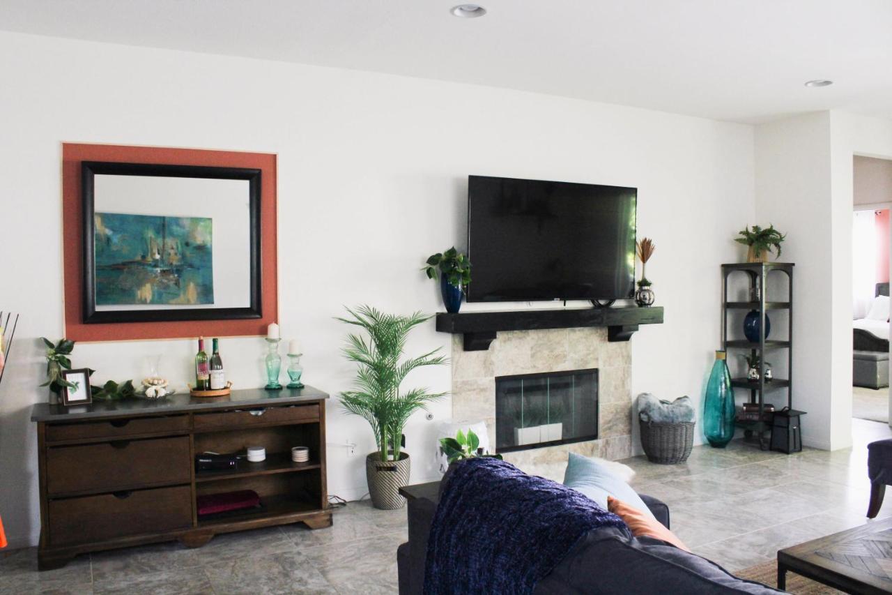 Entire Bungalow W/ Private Pool Near Palm Springs! Indio Dış mekan fotoğraf