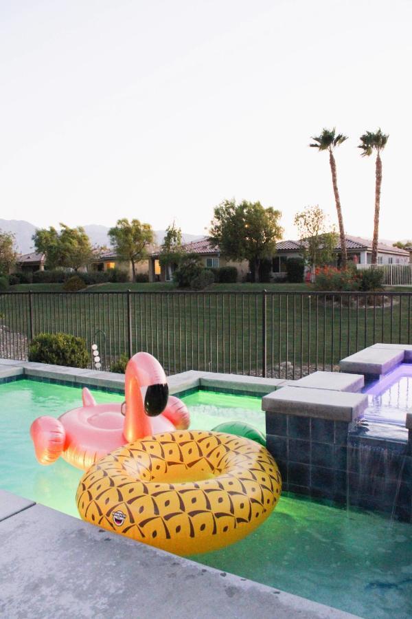 Entire Bungalow W/ Private Pool Near Palm Springs! Indio Dış mekan fotoğraf
